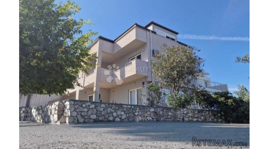 ŠPARADIĆI, Kuća s 5 apartmana 50 m od mora!