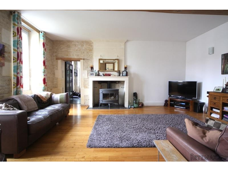 Beautiful Renovated Charentaise Stone.. - 2