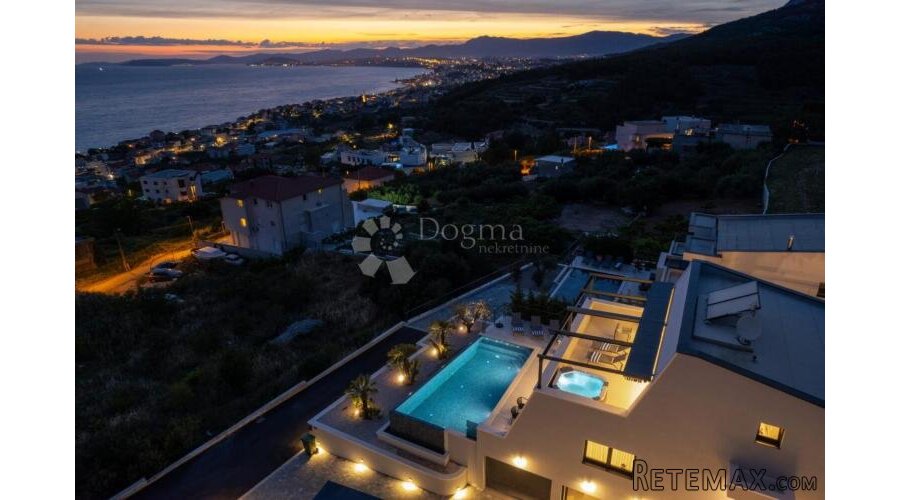 PODSTRANA-PREDIVNA VILLA S BAZENOM