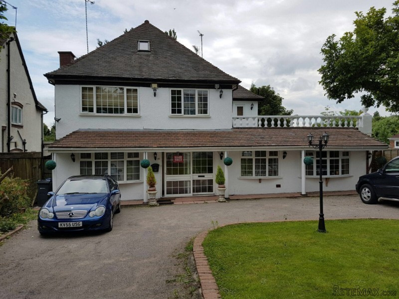 Beautiful Larger Detached Property in.. - 2