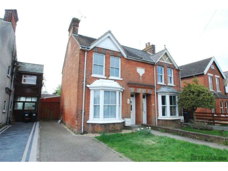 3 Bedroom Semi-Detached House