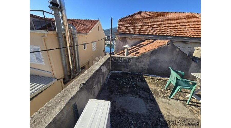 KUĆA NA PRODAJU VELA LUKA, PRILIKA, 1.RED DO MORA