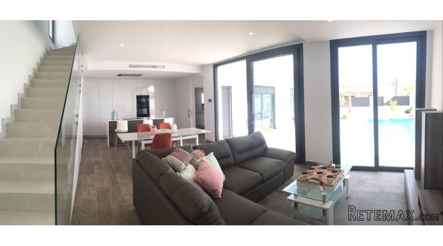 Magnificent two floor villa with private swimming pool. The.. - 2