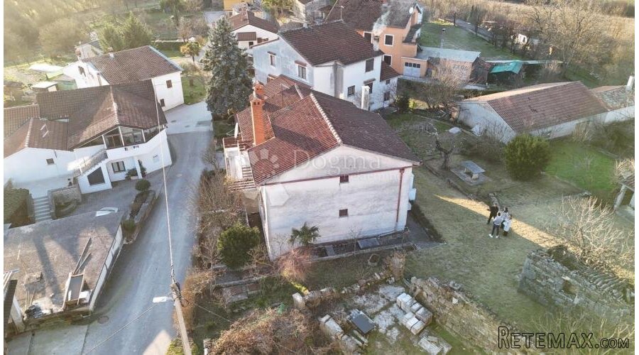 Kuća s potencijalom - Zarečki krov - 3