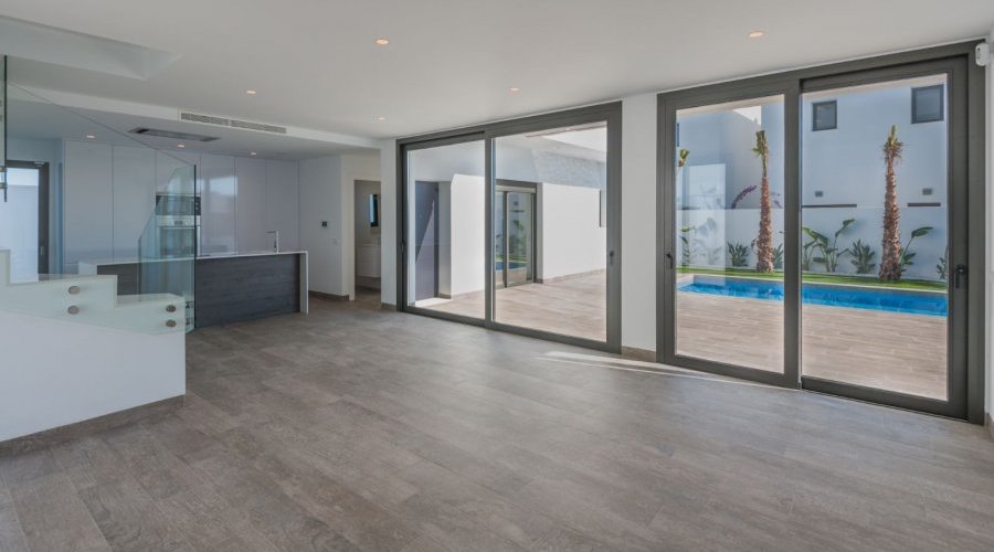 Magnificent two floor villa with private swimming pool. The.. - 3
