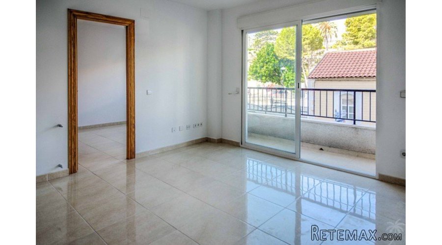 Large apartment on the second line in Altea This three-bed.. - 4