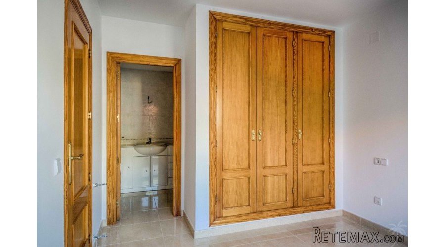 Large apartment on the second line in Altea This three-bed.. - 8