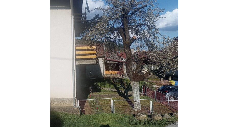Kuća na prodaju - 9