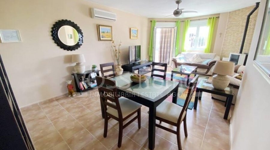NEW & EXCLUSIVE TO VOSS HOMES - A lovingly presented, 3.. - 13