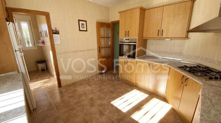 NEW & EXCLUSIVE TO VOSS HOMES - A lovingly presented, 3.. - 15