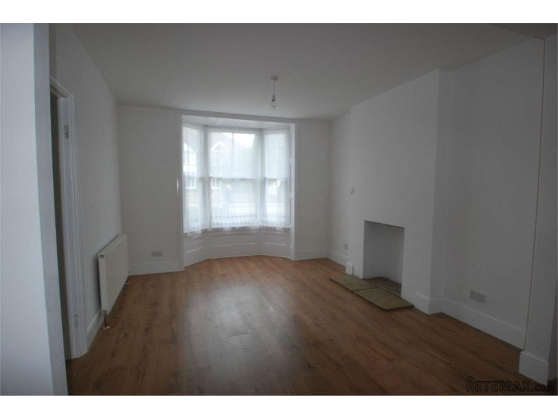 3 Bedroom Semi-Detached House - 2