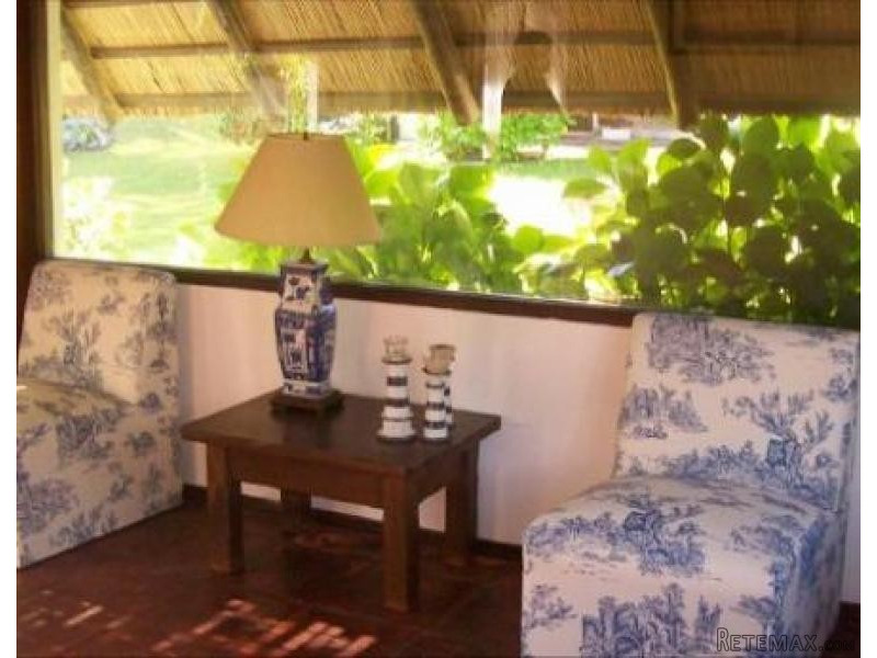 4 Bedroom House - For Rent - Rinc. Del.. - 2