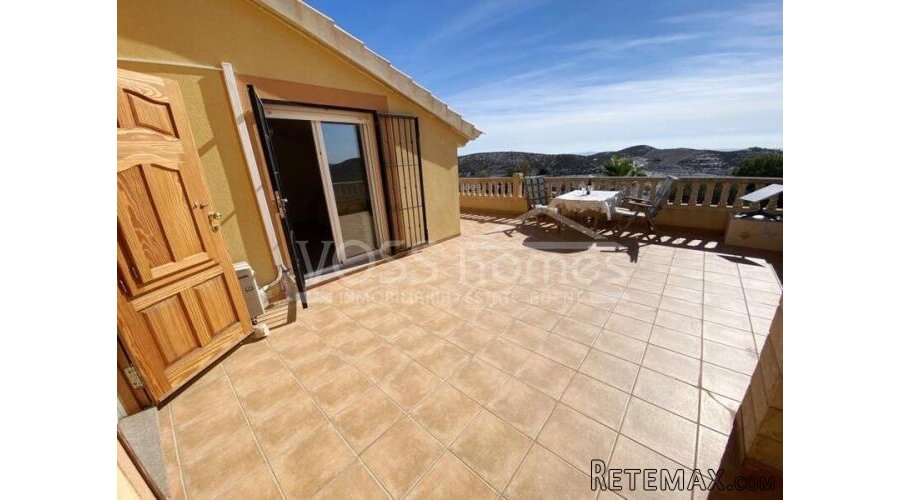 NEW & EXCLUSIVE TO VOSS HOMES - A large, WOW, light &.. - 20