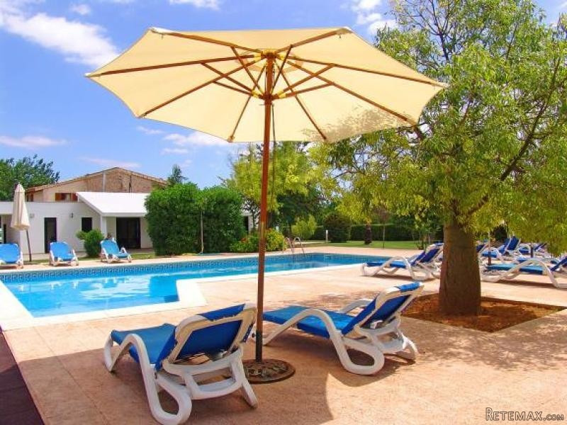 Design Country House In A Peaceful Area..