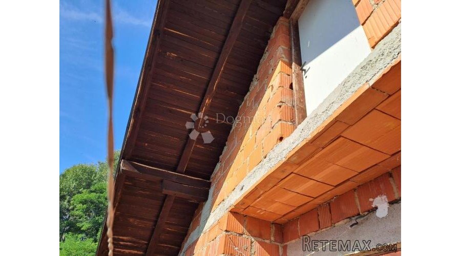 Odlična kućica s 2 stana