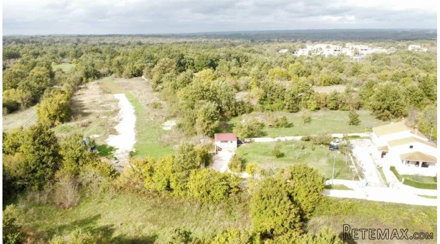 Prodaja građevinskog zemljišta, blizina Svetvinčenata! - 4