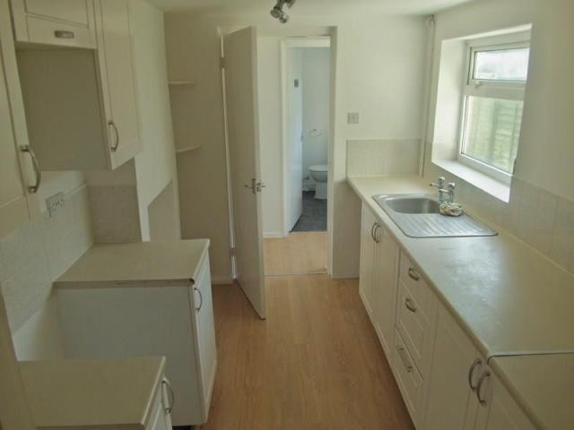 3 bedroom house in SHEERNESS - 2