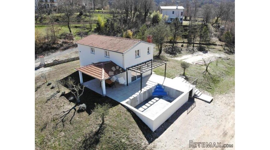 Cerovlje, atraktivna kuća s bazenom i saunom na TOP lokaciji - 2