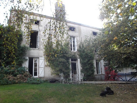 House a LA CHAPELLE SAINT LAURENT