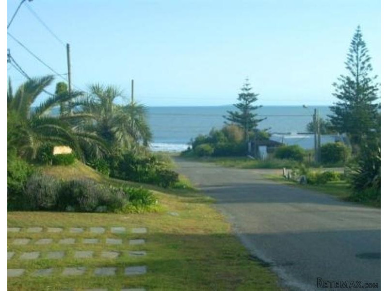 3 Bedroom House - For Rent -.. - 2