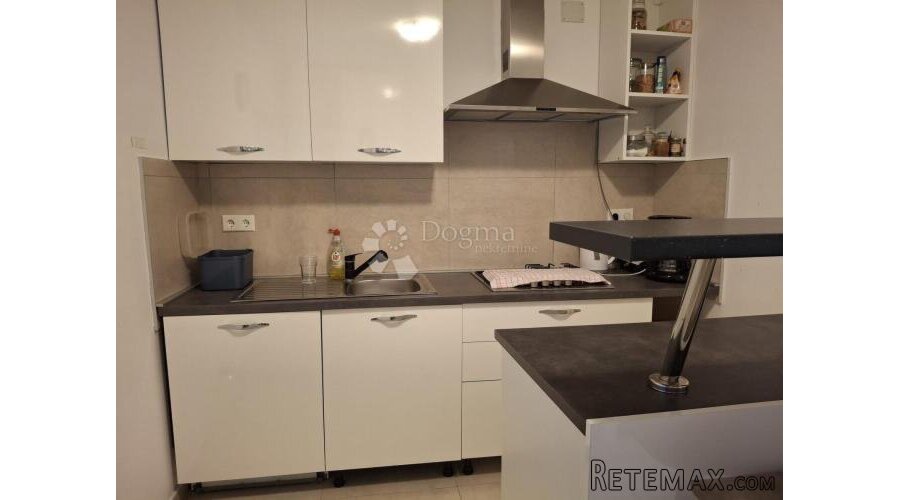 APARTMAN IZ SNOVA NA OTOKU RABU, MJESTO LOPAR– SAMO 300 m OD