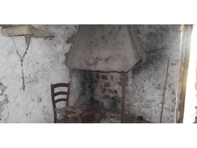 Tiny country house to buy with..