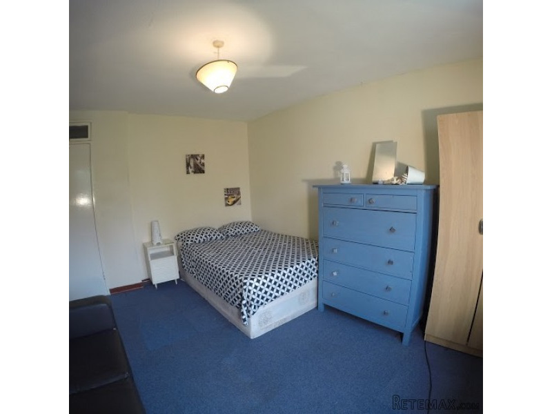 Big Double Bedroom In Premium Flat..