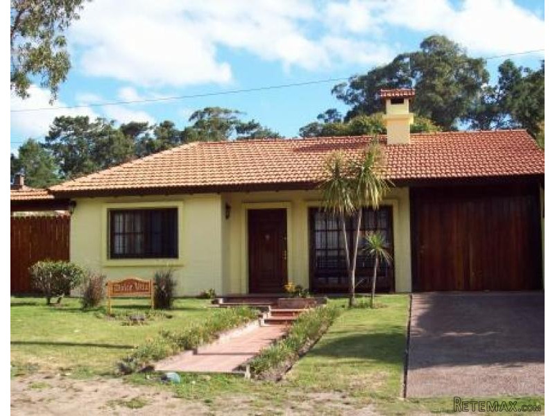 3 Bedroom House - For Rent - Mansa