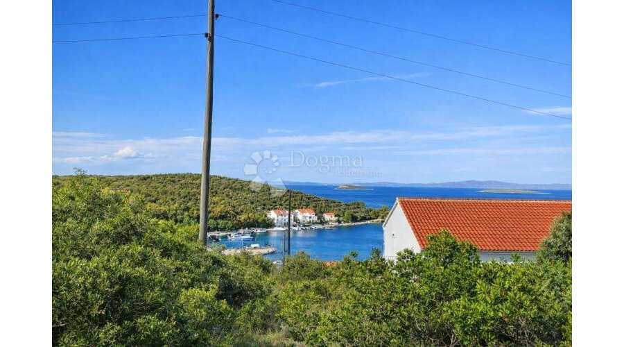 Dugi otok (Zaglav) - građevinsko zemljište 882m2 - 2