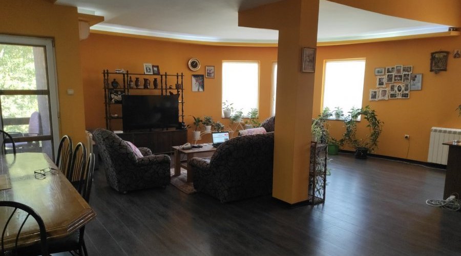 Prodajem stan Perucac-Centar - 3