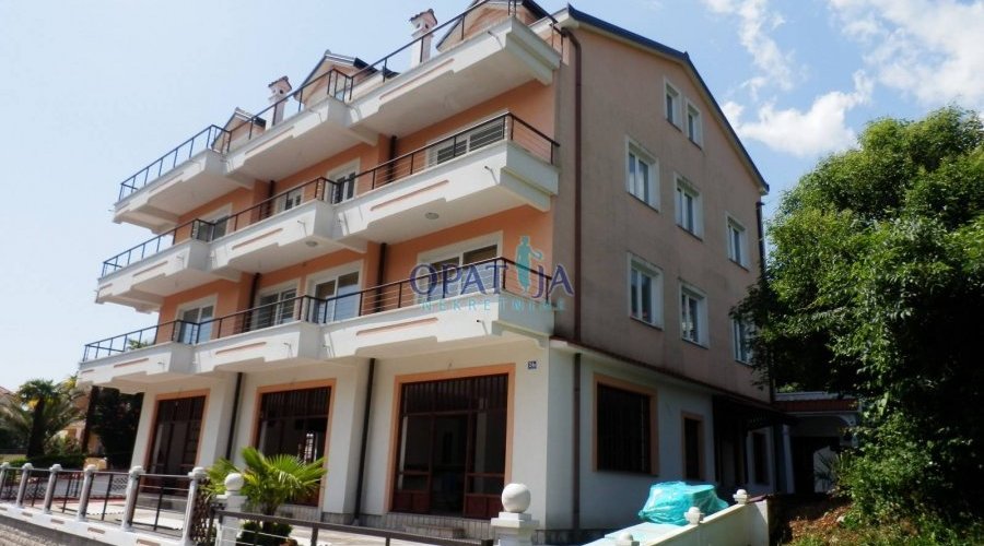 Lovran stan s panoramskim pogledom na odličnoj poziciji - 2