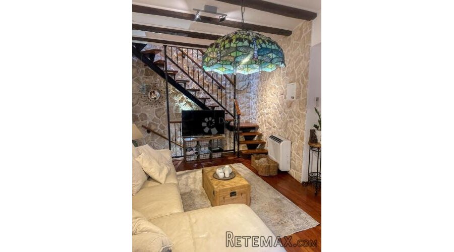 Prekrasno obnovljena kamena kuća u srcu Šibenika, 151 m² - 3