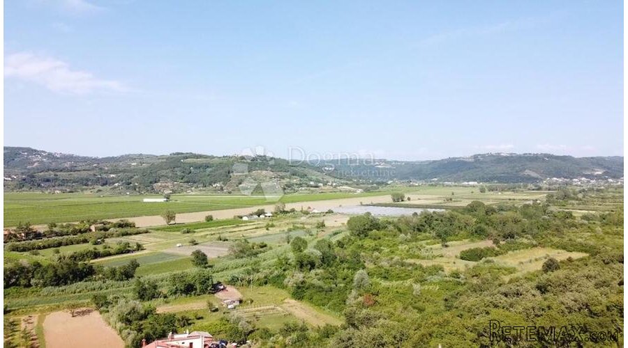 BUJE OKOLICA, ZEMLJIŠTE SA PREDIVNIM POGLEDOM