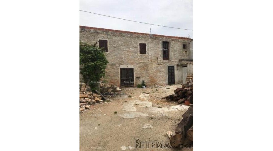 NA PRODAJU: KUĆA U TIJEKU RENOVACIJE U SRCU KANFANARA - 3