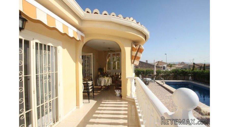 This exclusive villa built in 2005, located on a beautiful.. - 7