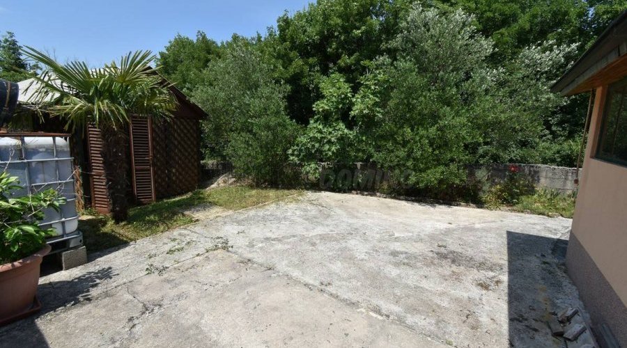 Lijepa kuća s puno potencijala! Otok Krk! - 8