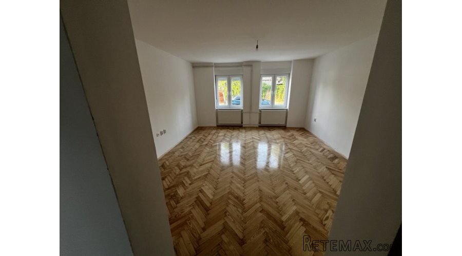 Prodajem kuću u centru Zrenjanina - 5