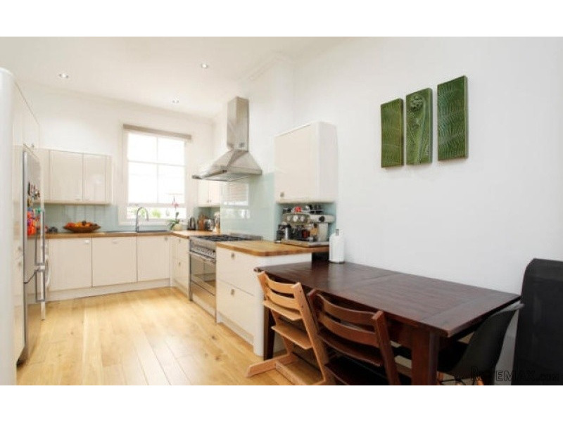 45 Dynham Road - 2