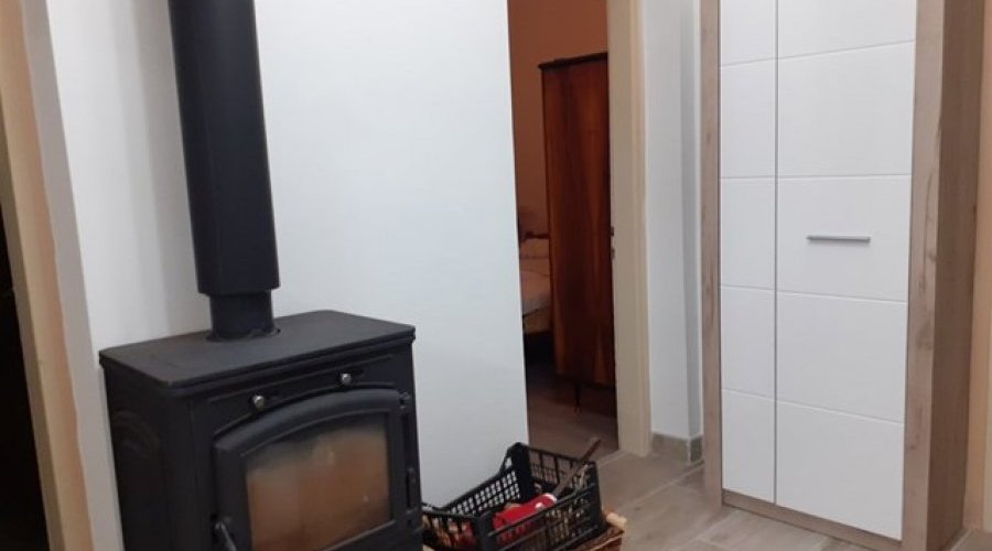 Prodaje se stan u Zlataru - 6