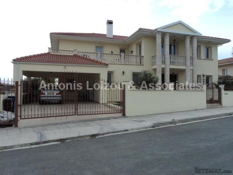 Six Bedroom House with s/pool in Engomi..