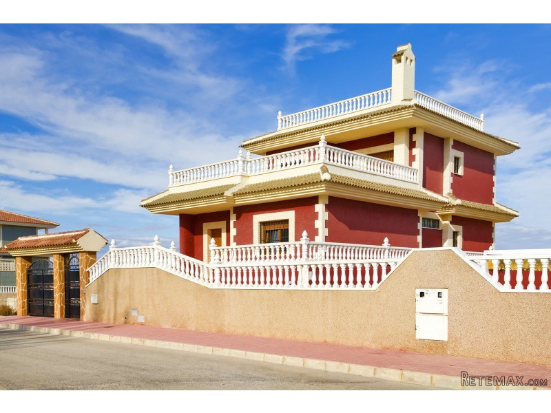 3 bedroom villas