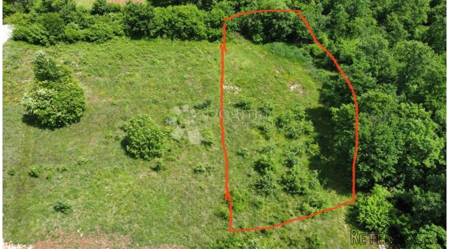 Građevinsko zemljište u centralnoj Istri, mirna lokacija za - 2