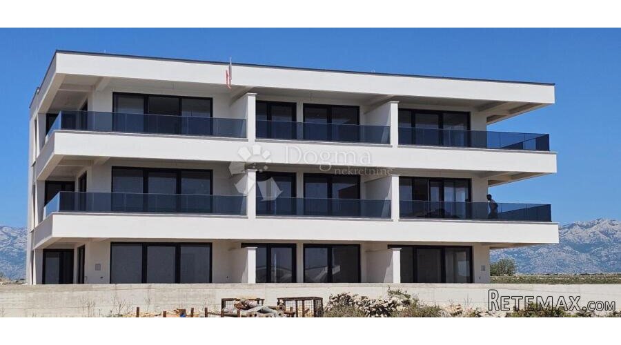 Apartman S6 – apartman s velikom terasom i pogledom na more - 3