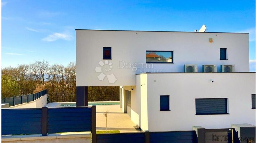 Prestižna vila s bazenom i visokim standardom stanovanja - 3