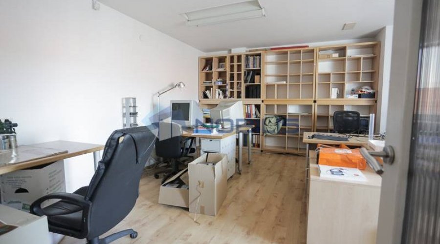 Zagreb, Centar, 250 m2 + 7 parking mjesta - 13