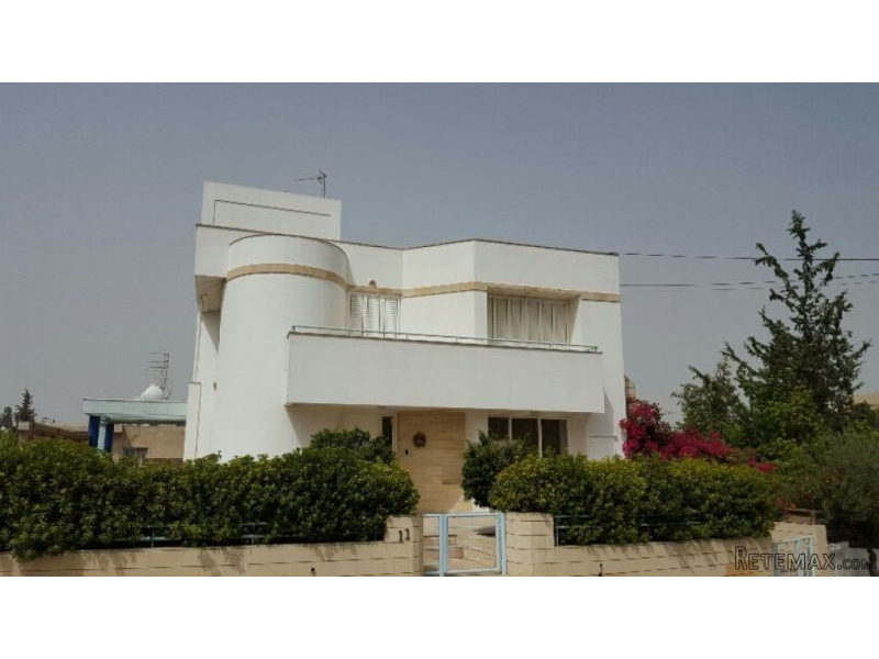 5 Bedroom House in Archangels, Nicosia - 2