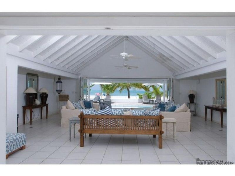 White House $6,930.00/Week - 2