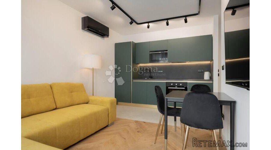 Trosoban stan, Split, centar, hitno - 2