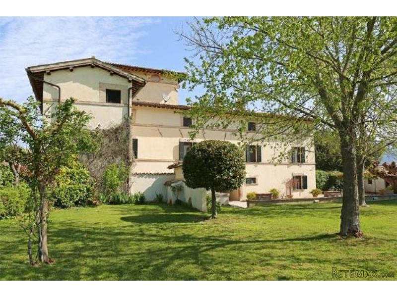 House - Umbria - For Sale - 2