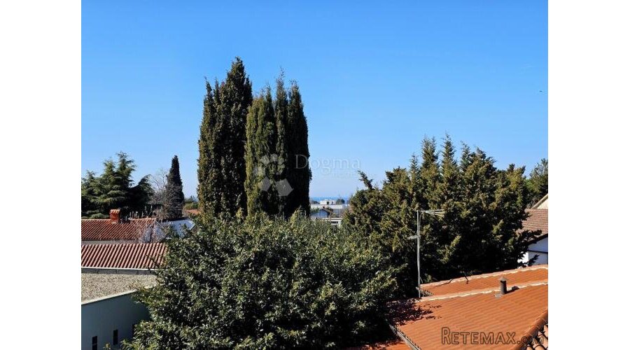 Stan 400m od mora s pogledom na more i garažom - 2